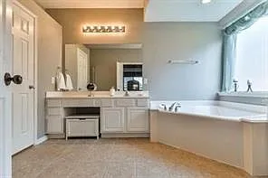 1621 N Yellowstone Dr — Photo 30