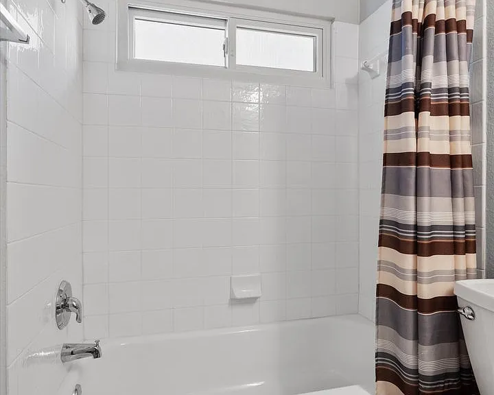 2304 Jesse Owens Dr — Photo 23