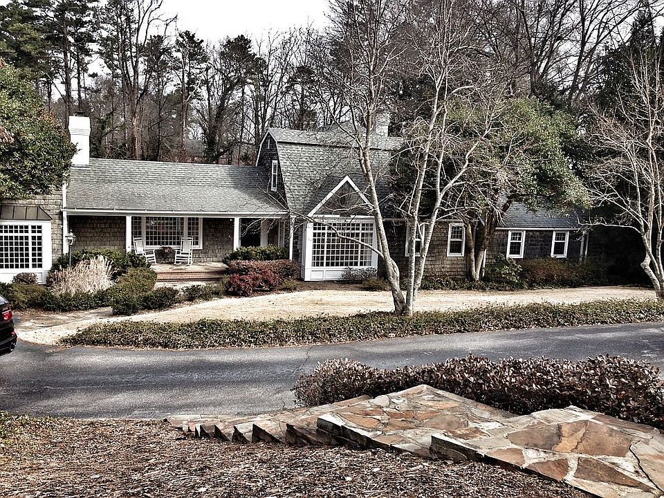 1st image of 101 Country Club Dr