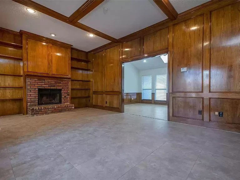 4633 Centenary Dr — Photo 4