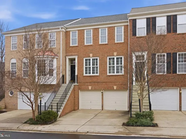 4645 Lambert Dr, Alexandria, VA 22311