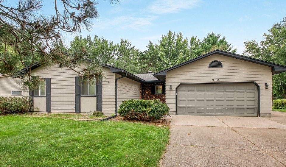 1st image of 902 Pamela Place