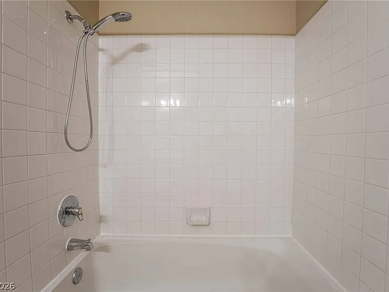 1908 Villa Palms Ct #202 — Photo 26