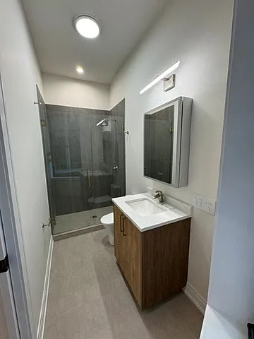 715 W Aldine Ave #2 — Photo 19
