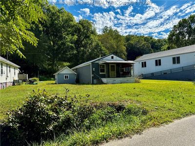 2564 Browns Creek Rd, Saint Albans, WV, 25177