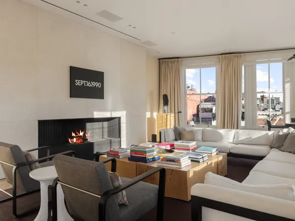 54 Bond Street PH image 3 of 30
