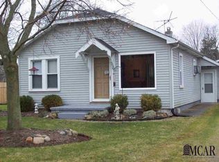 27016 Inkster Rd, Flat Rock, MI 48134