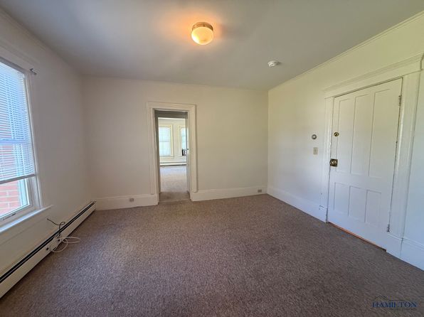 134 Lebanon St APT 3
