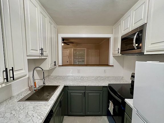 5th image of 354 Bellewood Dr