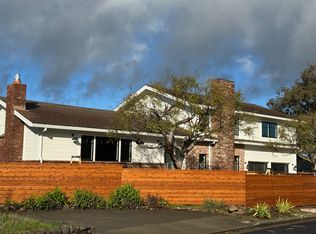 10 Southridge Rd W, Tiburon, CA 94920