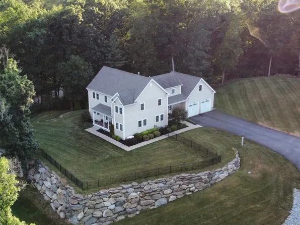 28 Old Lowell Rd, Westford, MA 01886