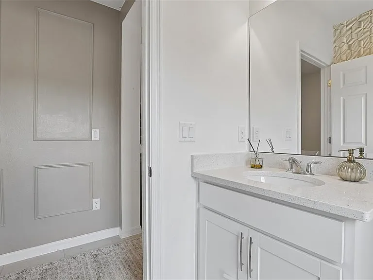 1581 Swan Swim Dr — Photo 14