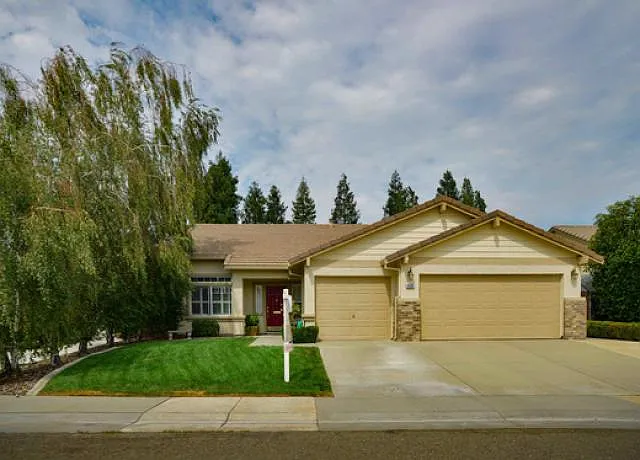 8533 Heartleaf Ct photo 1
