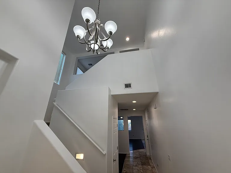191 W Camino Espiga — Photo 4