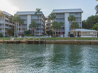 2880 Gulf Shore Blvd N APT 203, Naples, FL 34103