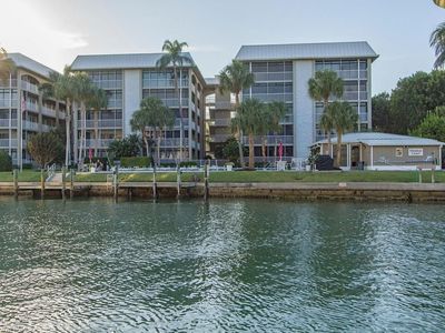 2880 Gulf Shore Blvd N APT 203, Naples, FL, 34103