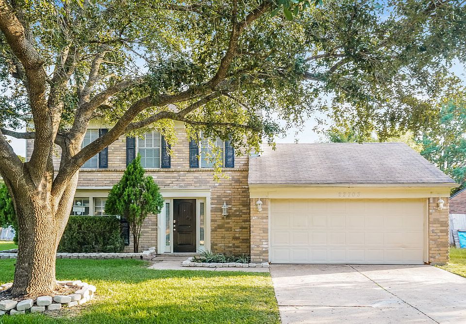 1st image of 22703 Stratford House Ln