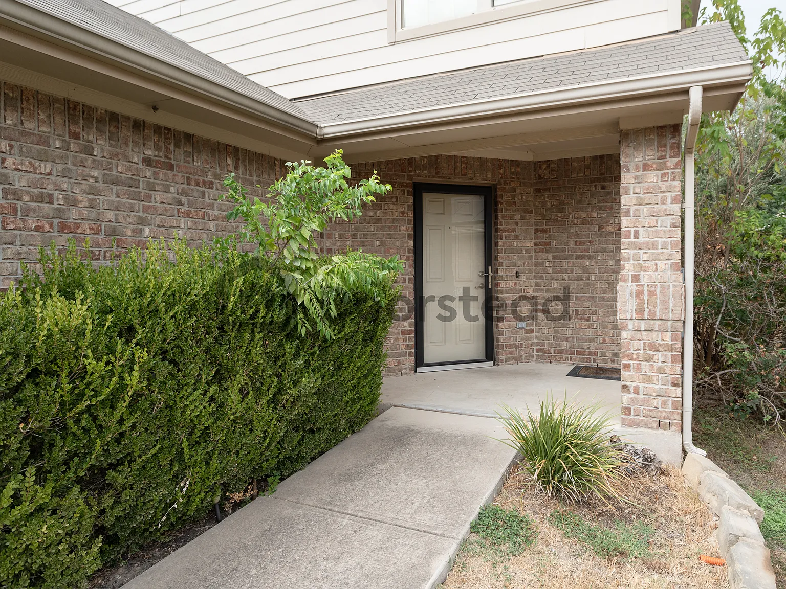 3 bed, 2.5 bath, 1705 sqft, $2,250 — Photo 3