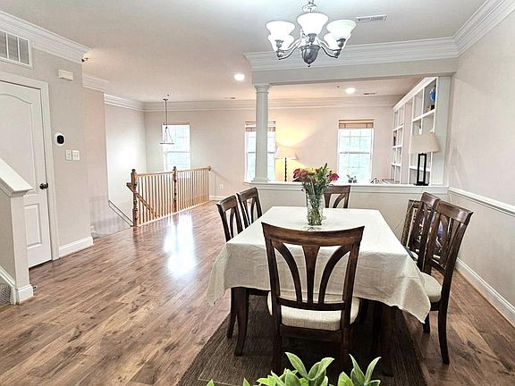 2nd image of 177 Mill Green Ave Unit 200