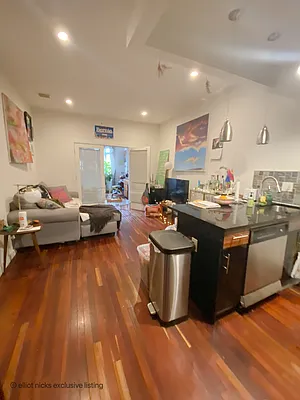 Rented by Massada Home Sales Inc | media 10