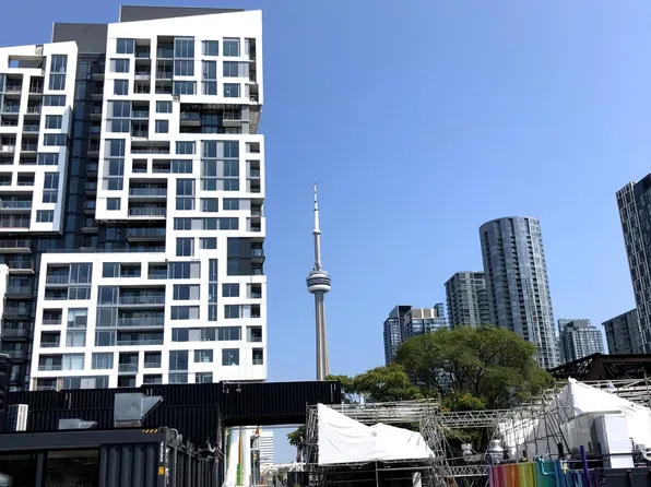 27 Bathurst St, Toronto, ON