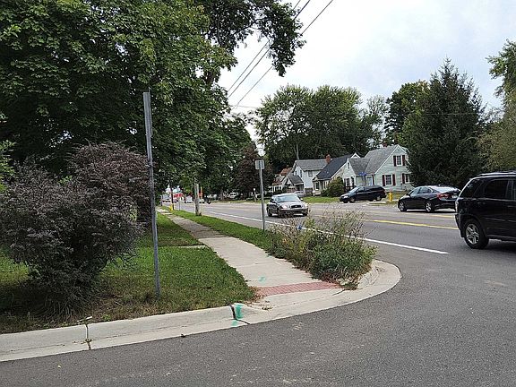 4th image of 1430 E Cork St
