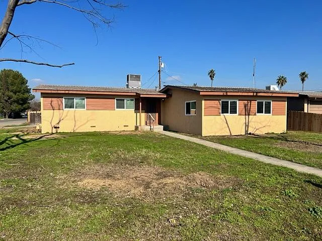 105 Beverly Dr photo 1