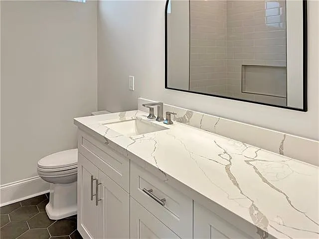 319 S Scott St #2A — Photo 6