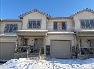 14 Huntingdon Cir, Fredericton, NB E3B0L9