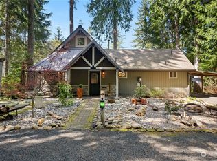 801 N Marine View Dr, Hoodsport, WA 98548