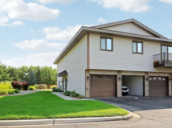 11139 Edgewood Cir N, Champlin, MN 55316