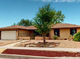 3815 Calle Pino NE, Albuquerque, NM 87111