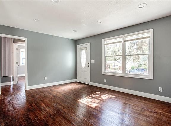 3rd image of 5408 Scarritt Ave