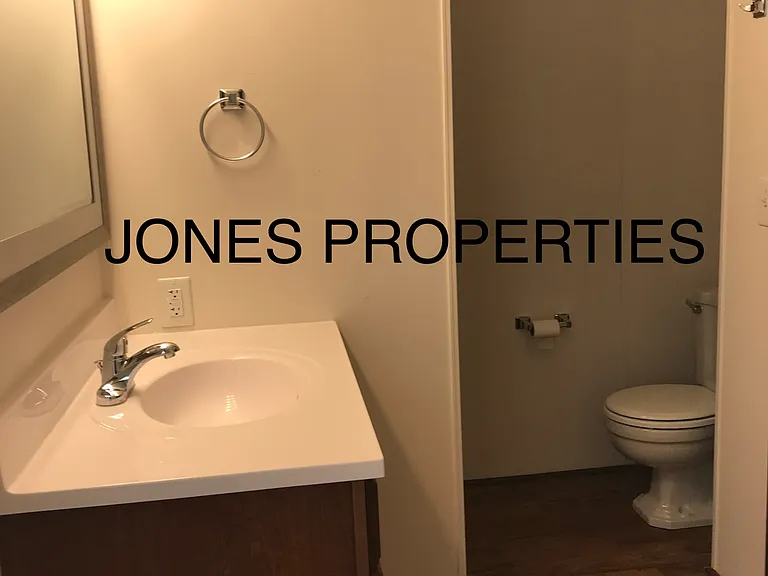 2805 Hollis House Ln #6 — Photo 6