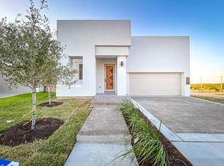 5716 Kylee Dr, Laredo, TX 78043