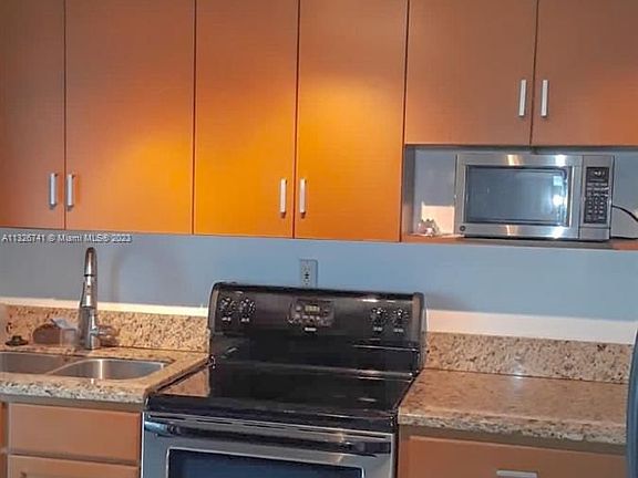4th image of 13790 SW 147th Circle Ln #19