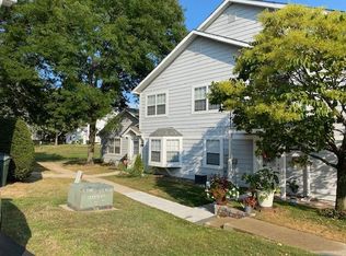 445 N Lake Shore Dr #1, Palatine, IL 60067