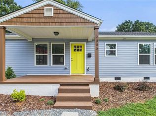 2322 Fernwood Dr, Greensboro, NC 27408