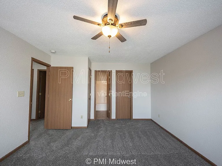 10325 Liverpool Way — Photo 14