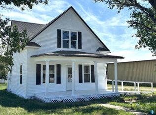 316 S Broadway Ave, Miller, SD 57362