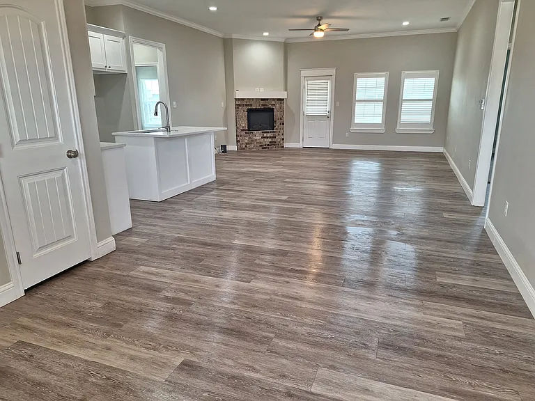 149 Spring Park Way — Photo 2