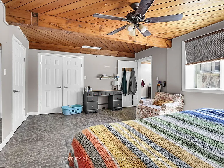 23992 Denfield Rd — Photo 21