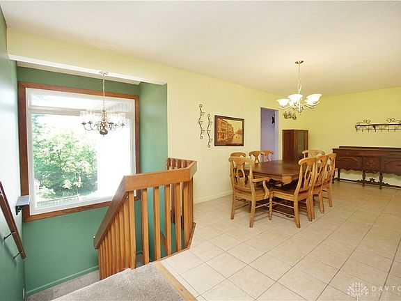 4th image of 1305 Libby Ln