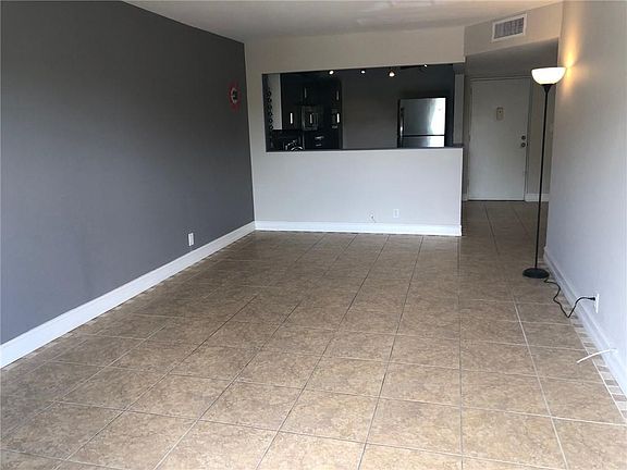 3rd image of 3000 NE 5th Ter APT 201A