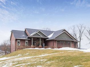 1180 Kyle Dr NE, Iowa City, IA 52240