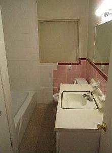 Bathroom 1_06032013