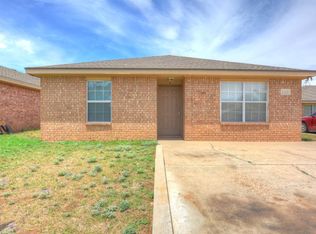 1118A 82nd St, Lubbock, TX 79423