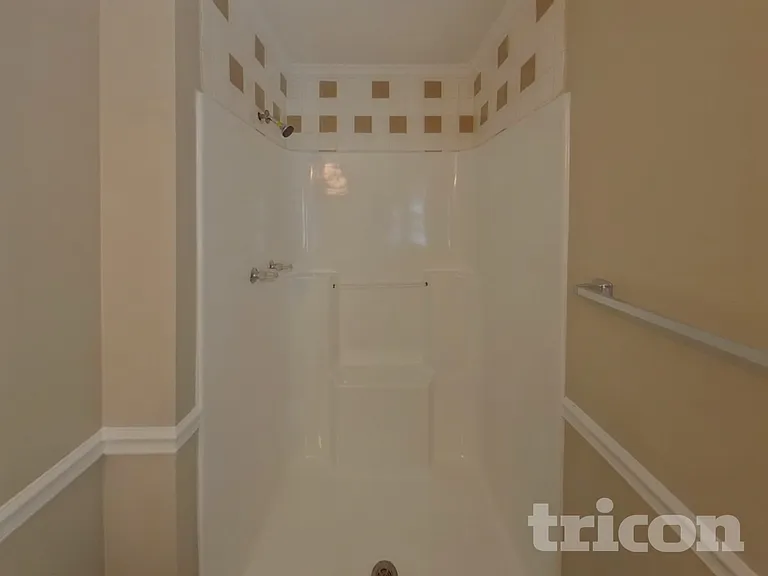 120 Elberta Dr — Photo 10