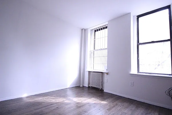 Rented by Compass | media 6