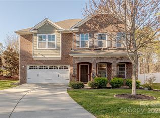 3613 Martele Dr, Matthews, NC 28105